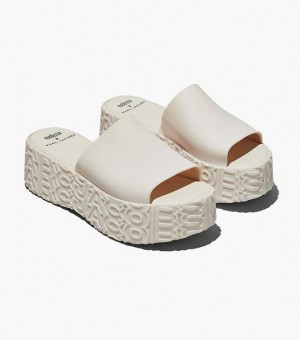 White Marc Jacobs Melissa x Marc Jacobs Becky Platform Women's Slides | 56217FLKP