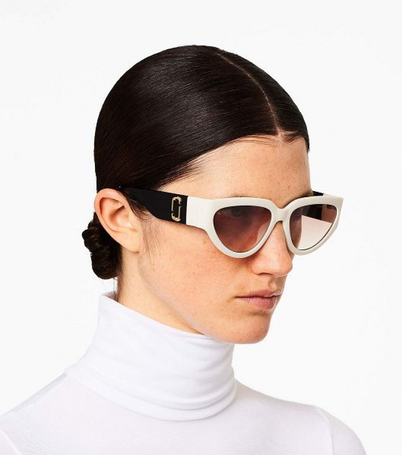 White / Black Marc Jacobs J Marc Cat Eye Women's Sunglasses | 26875RWAP